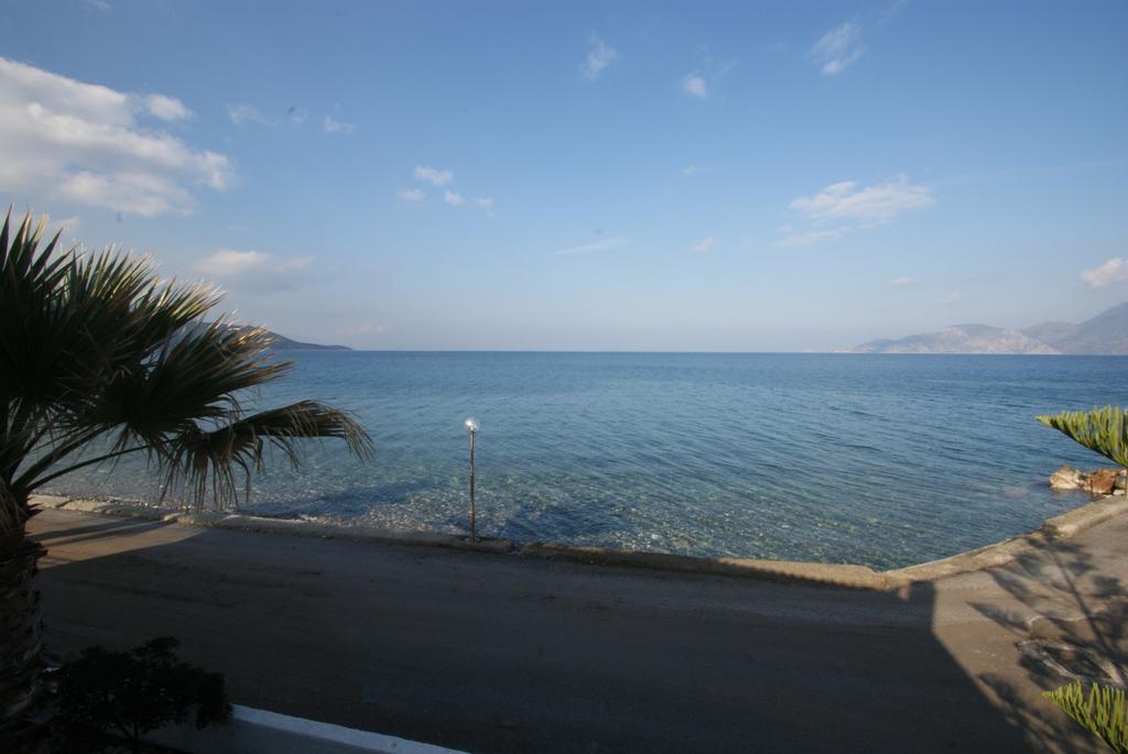 Appartement Manthos Sea View à Kalloni  Extérieur photo